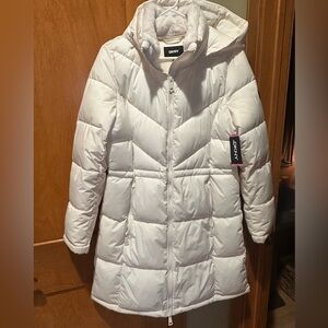 DKNY Chevron Walker in White